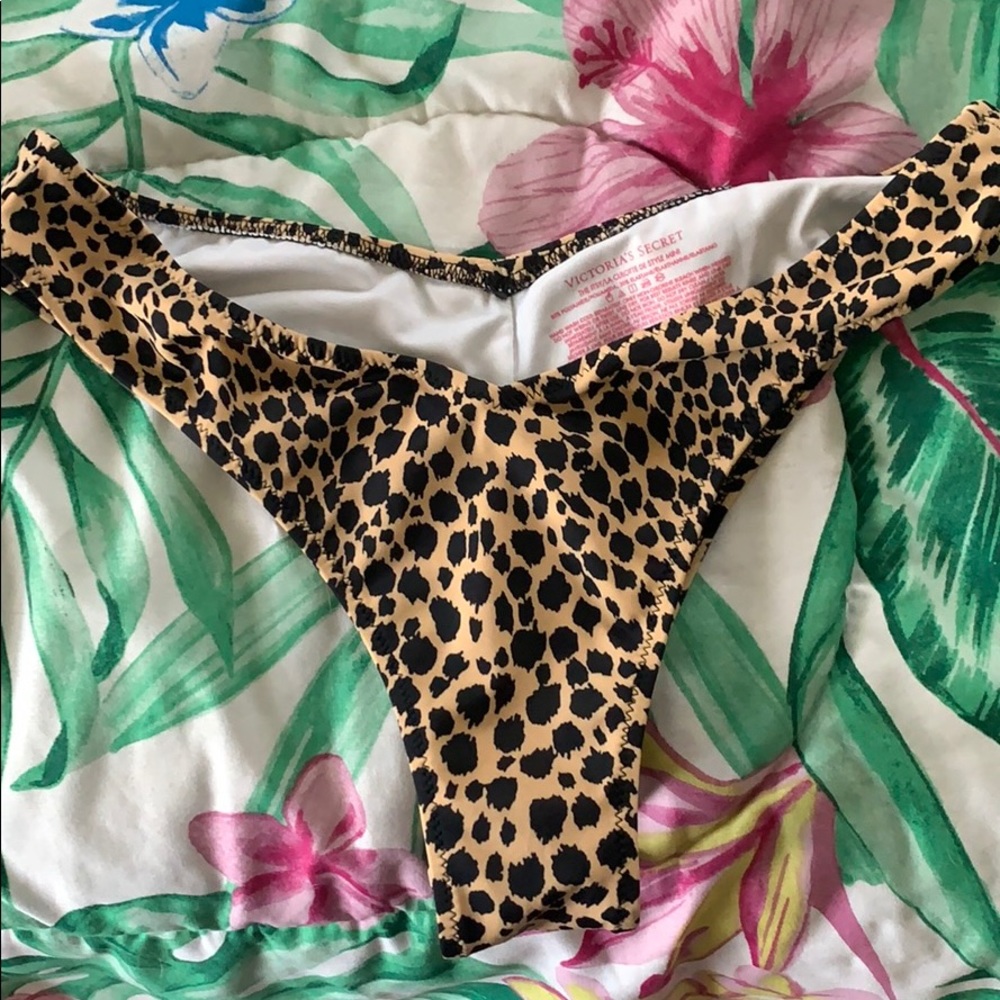 Cheetah bikini bottoms